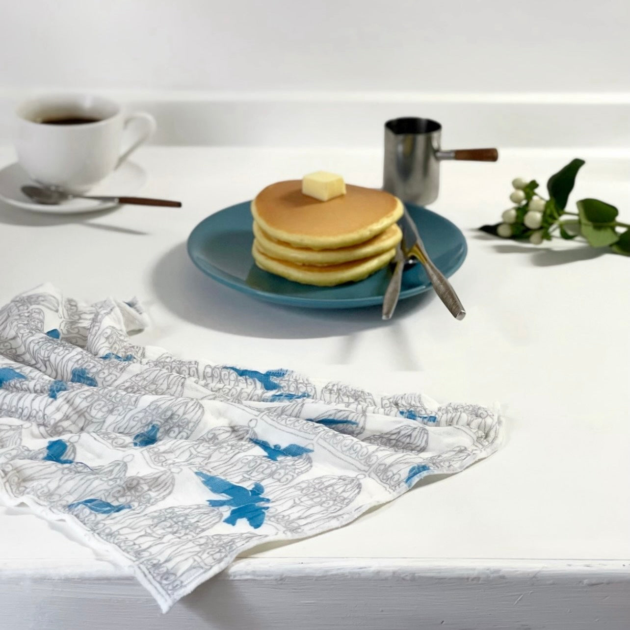 Shirayuki Japanese Kitchen Cloth. Made of Fine Layered Mesh Cloth. Dish Wipe, Table Wipe. Made in Japan (Gray, Blue Birds)