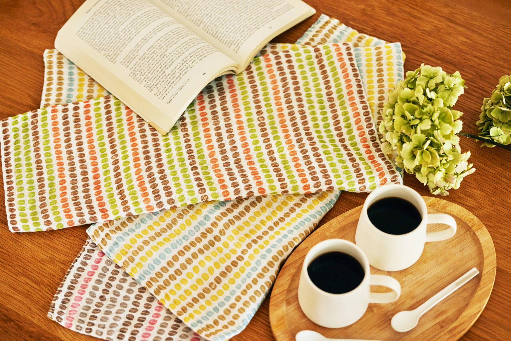 Shirayuki Japanese Tea Towel - Blue & Orange Coffee Beans