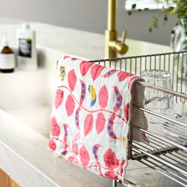 Shirayuki Japanese Fine Mesh Kitchen Cloth - Red Jack and the Beanstalk