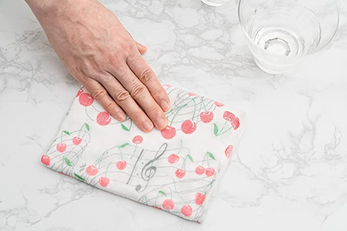 Shirayuki Japanese Kitchen Cloth. Made of Fine Layered Mesh Cloth. Dish Wipe, Table Wipe. Made in Japan (Red, Melody of Cherry)